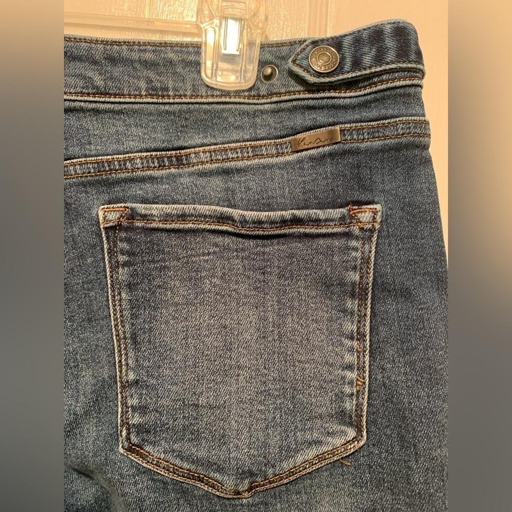 Kan Can Selene Mid Rise Crop Wide Leg Jeans - Picture 7 of 15